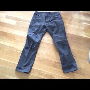 Kuhl Mens Ryder Hiking pants sz 34x30